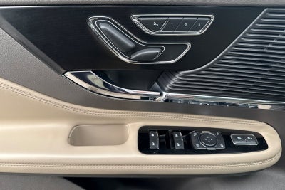 2022 Lincoln Corsair Standard Premium/Convenience Package