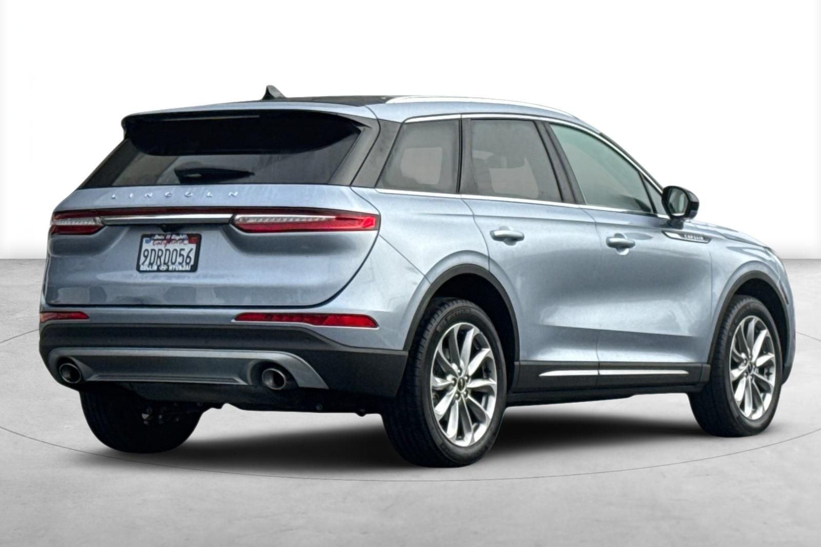 2022 Lincoln Corsair Standard Premium/Convenience Package