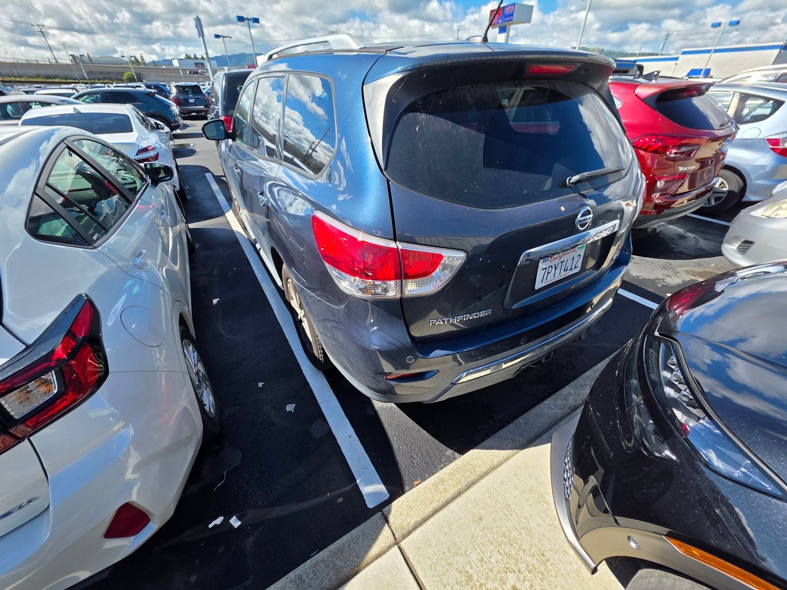 2013 Nissan Pathfinder SV