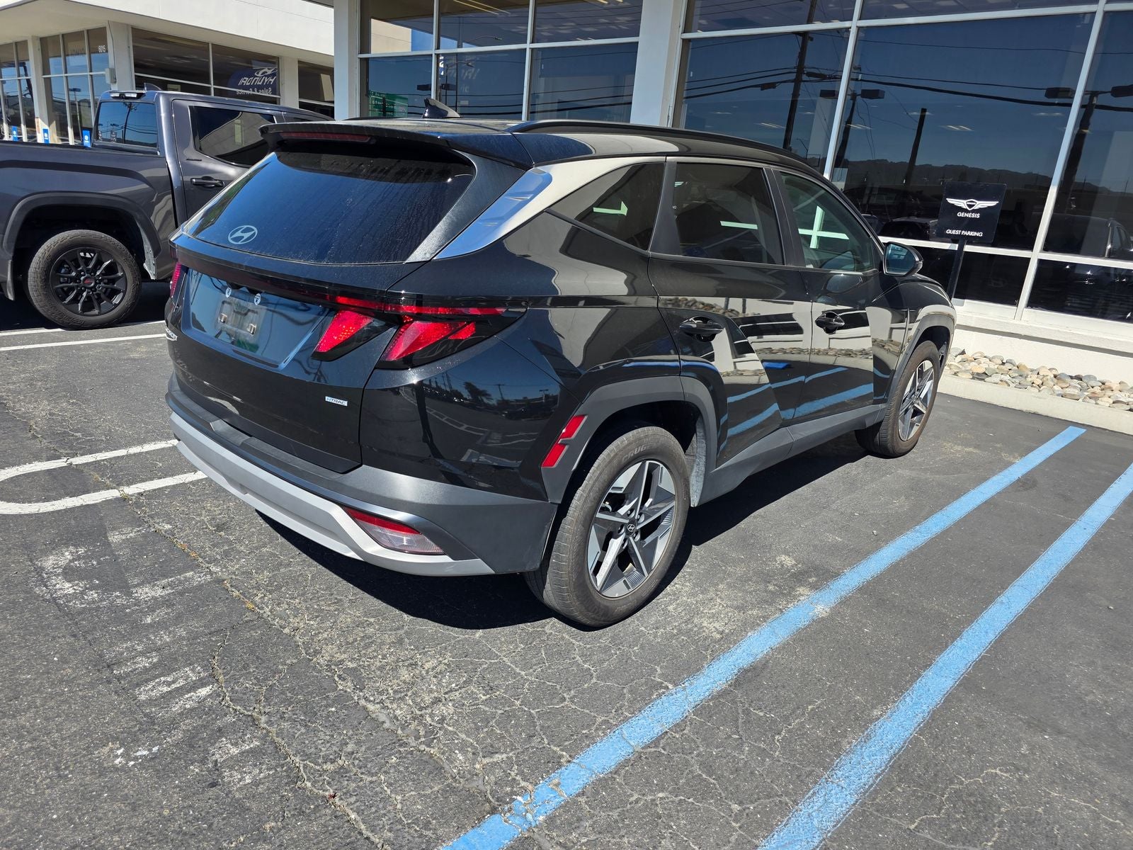 2025 Hyundai TUCSON SEL