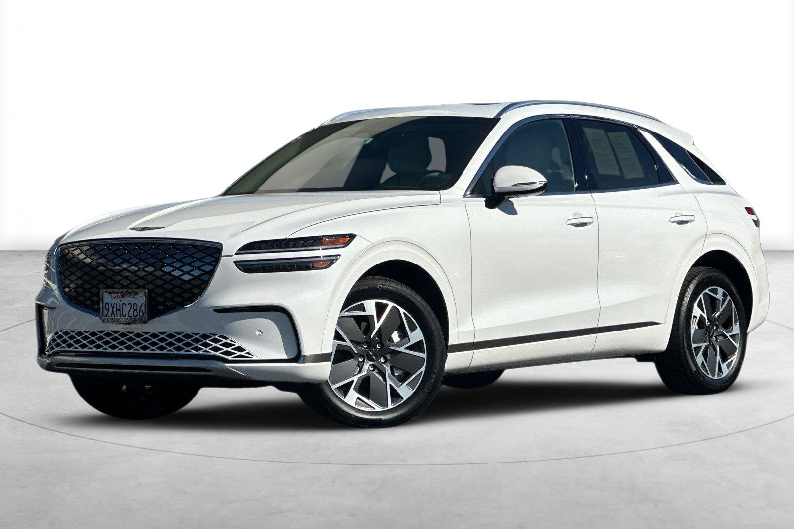 2026 Genesis Electrified GV70 19"