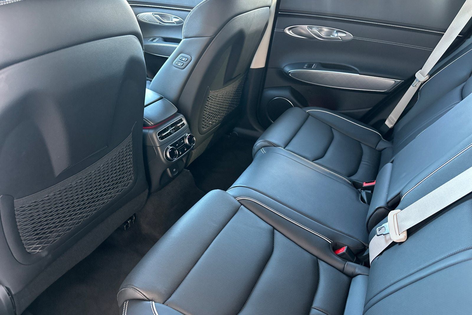 2023 Genesis Electrified GV70 Advanced