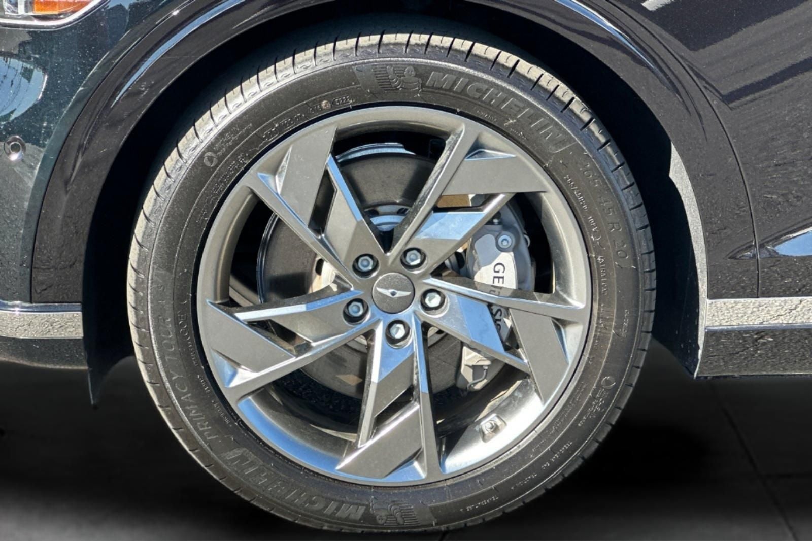 2023 Genesis Electrified GV70 Advanced