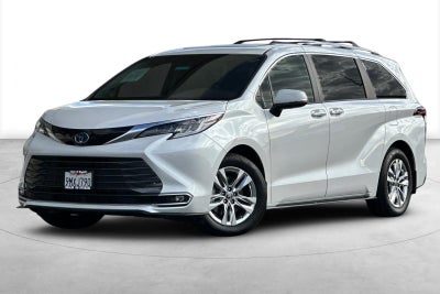 2024 Toyota Sienna Limited 7 Passenger