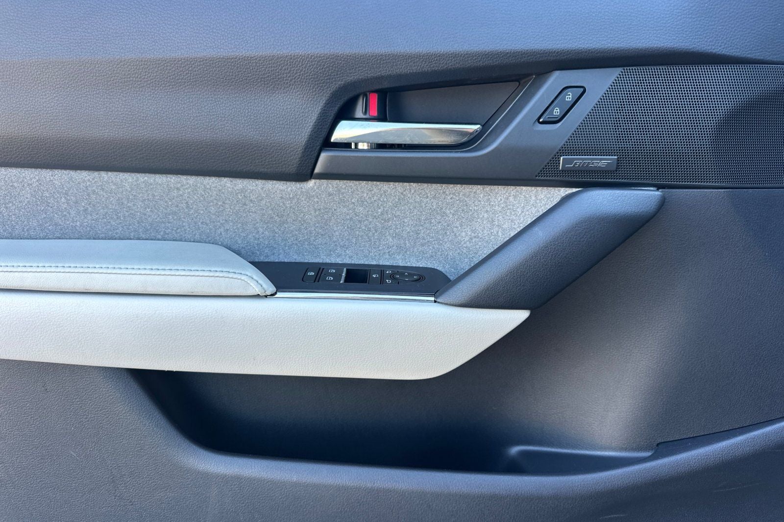 2022 Mazda Mazda MX-30 EV Premium Plus