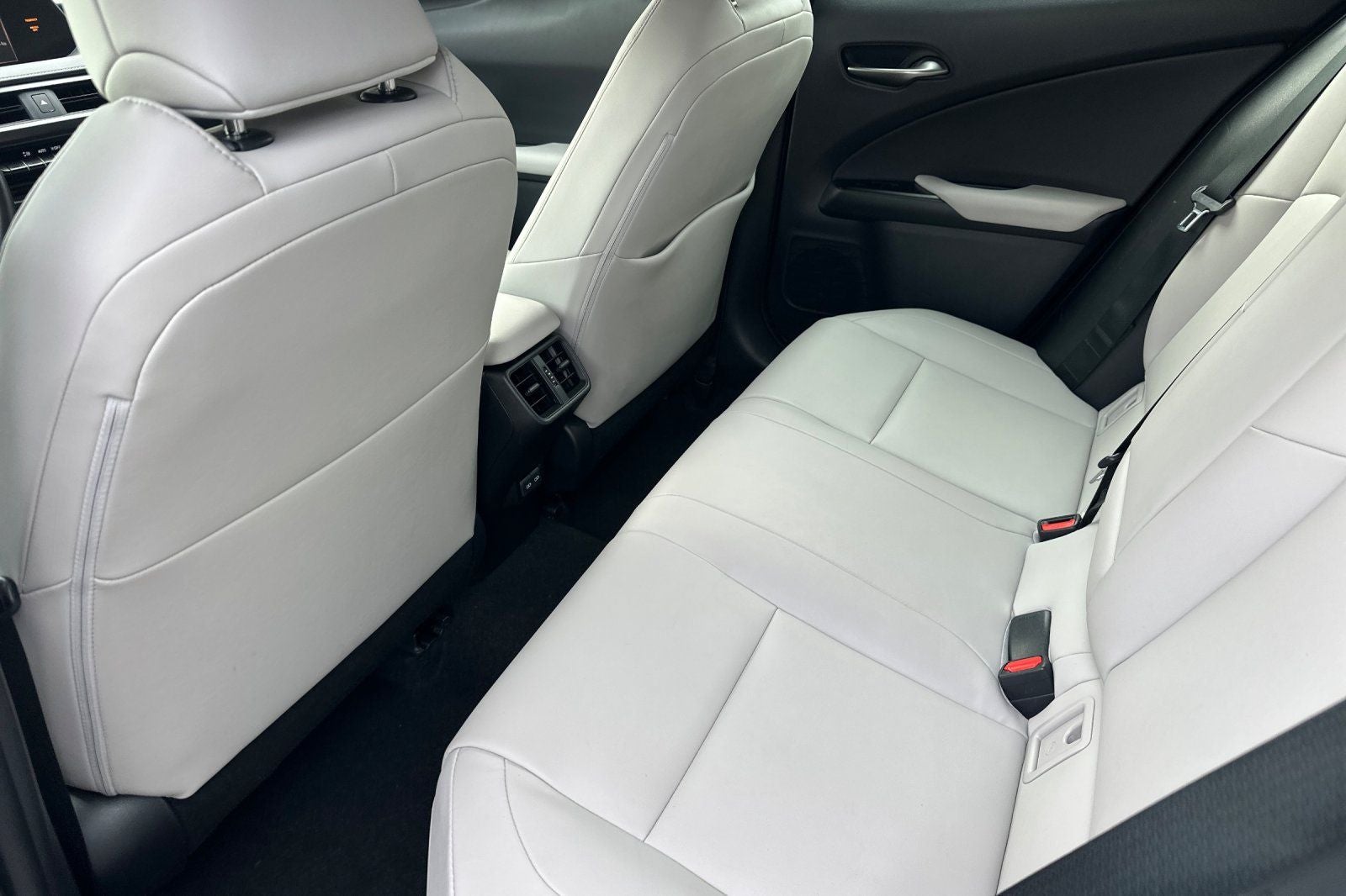 2022 Lexus UX 200 Base