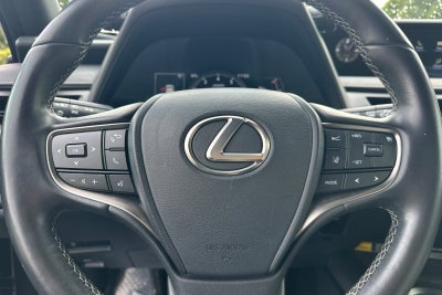 2022 Lexus UX 200 Base