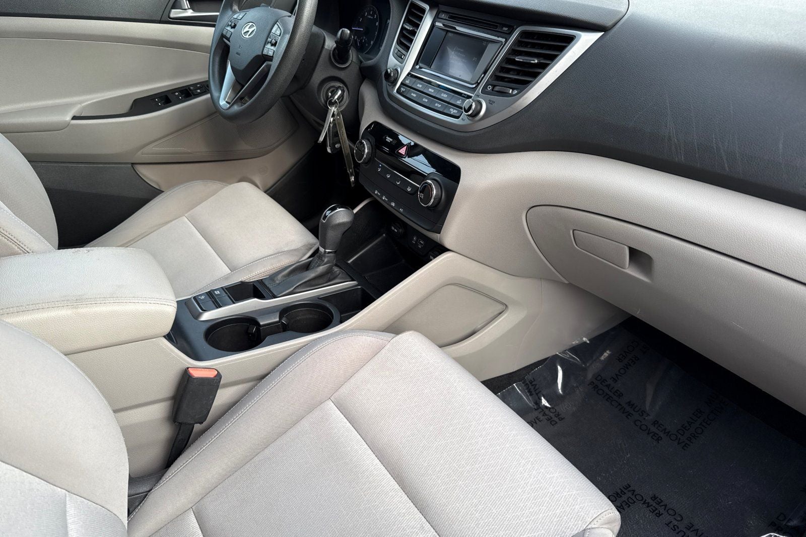 2016 Hyundai TUCSON SE