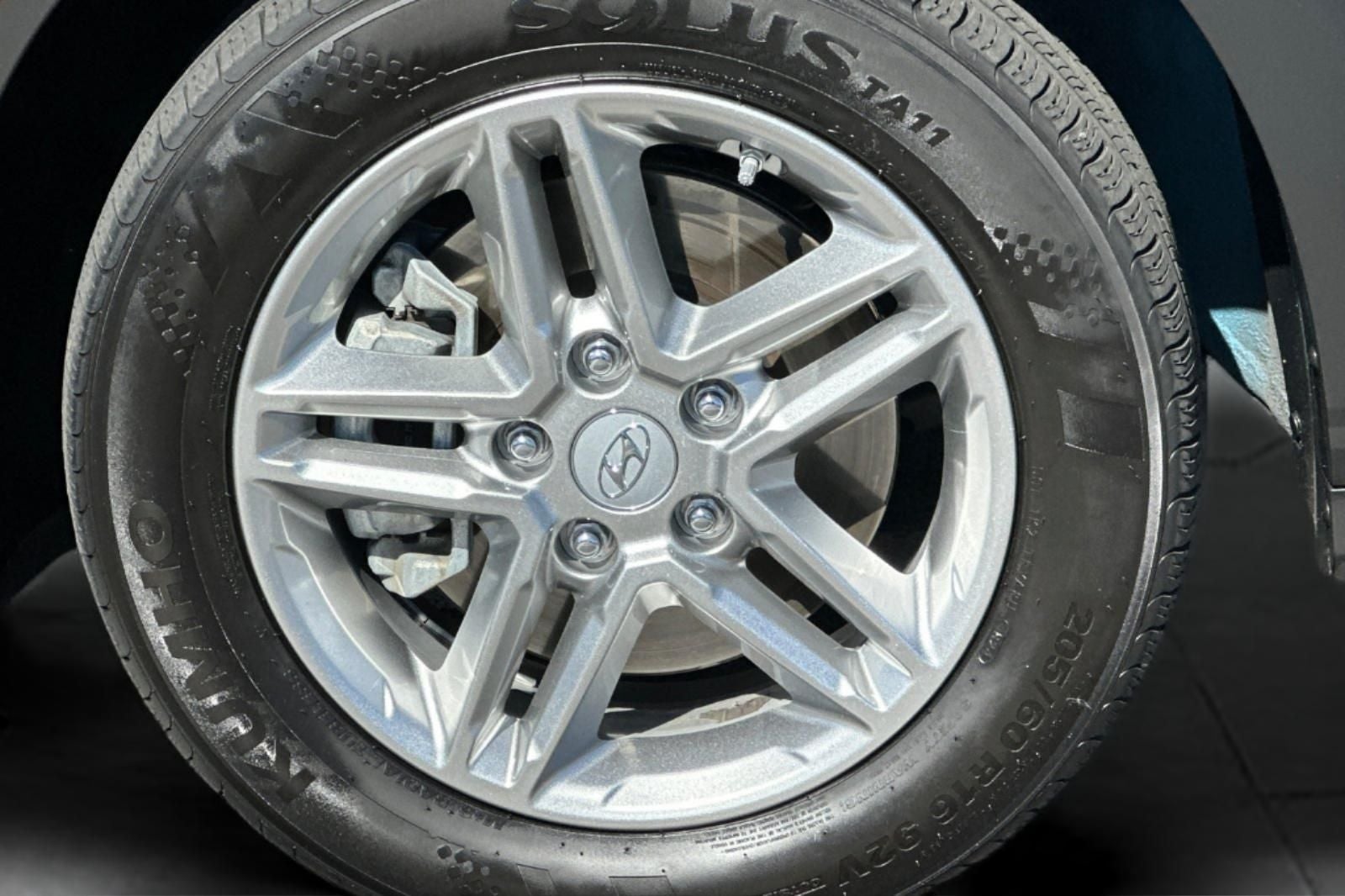 2023 Hyundai KONA SE