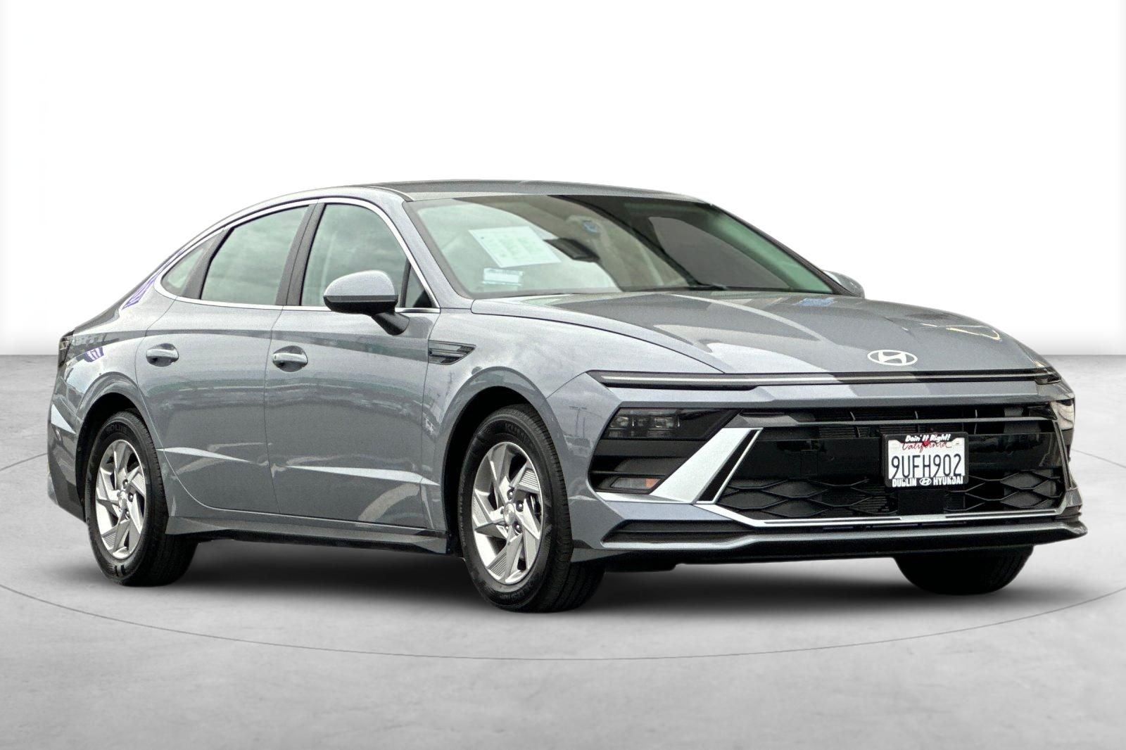 2025 Hyundai SONATA SE