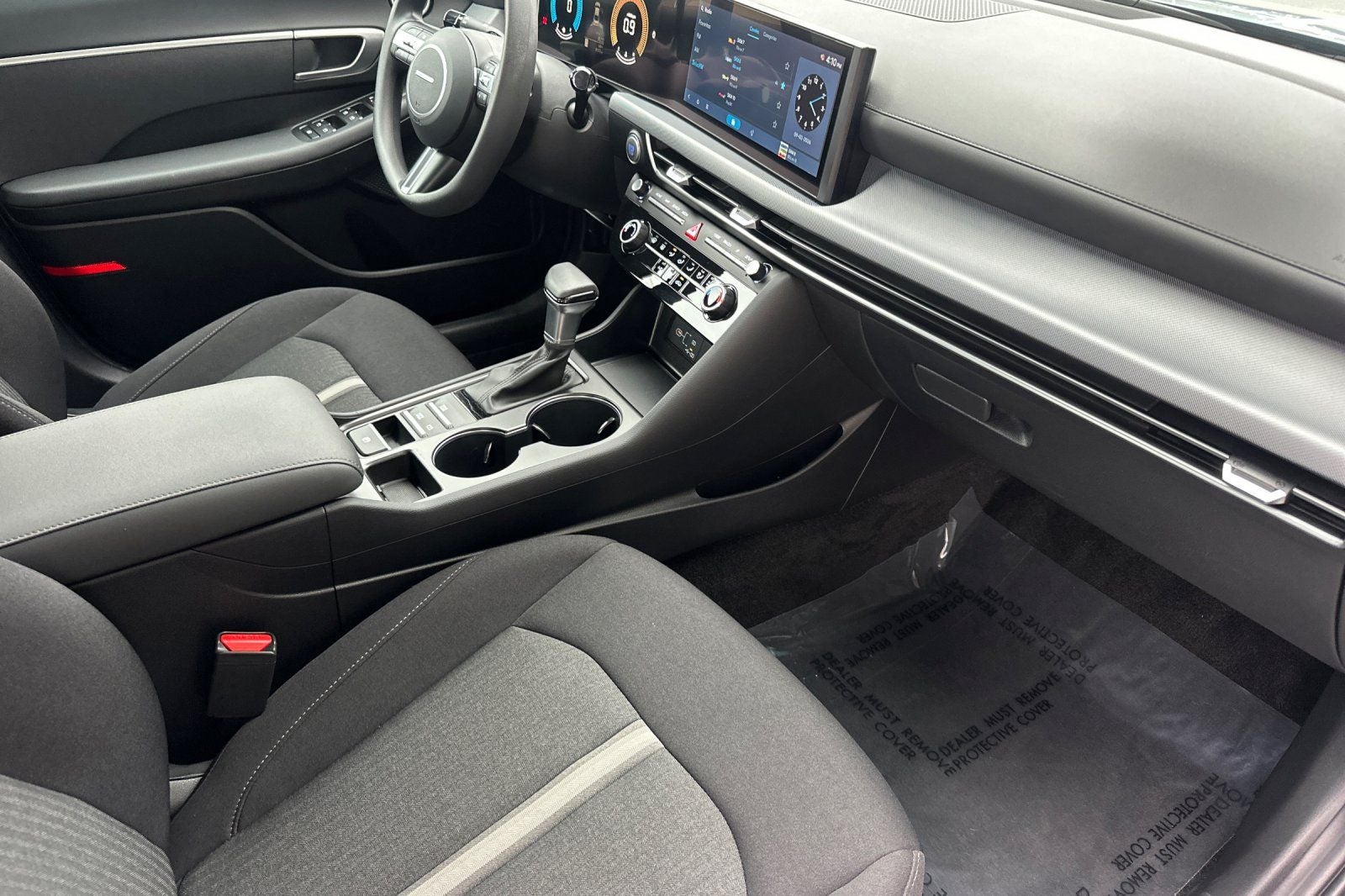 2025 Hyundai SONATA SE