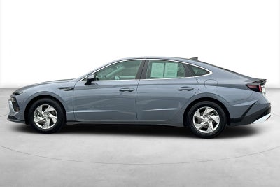 2025 Hyundai SONATA SE