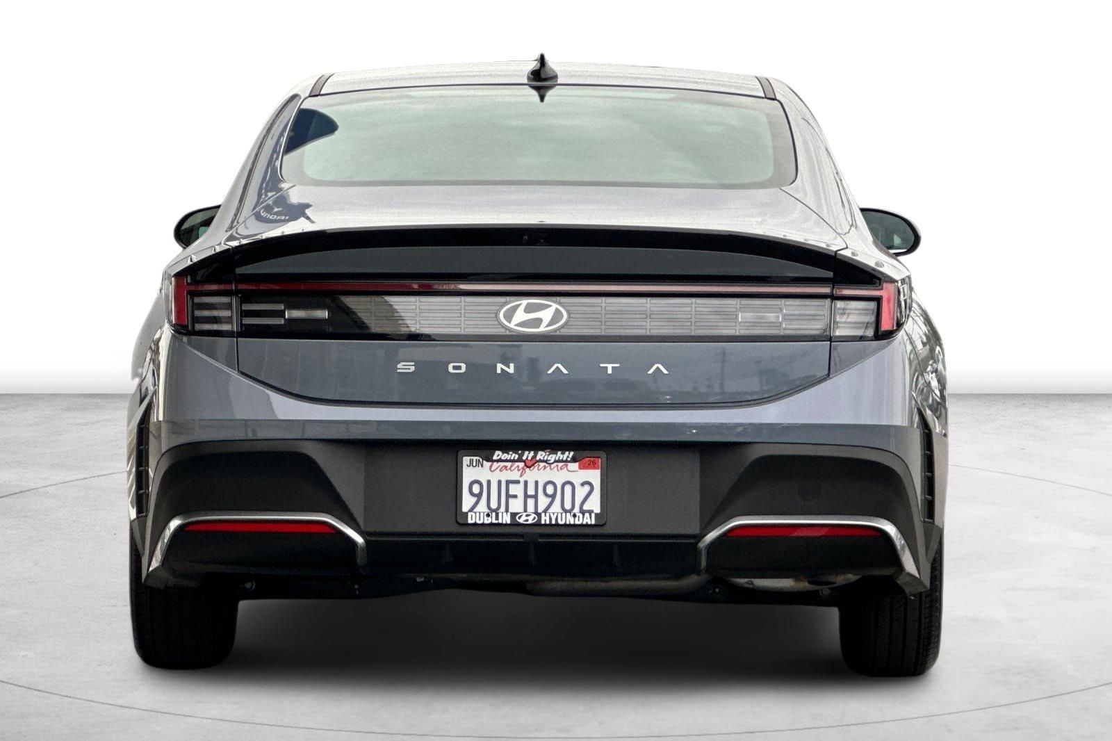 2025 Hyundai SONATA SE