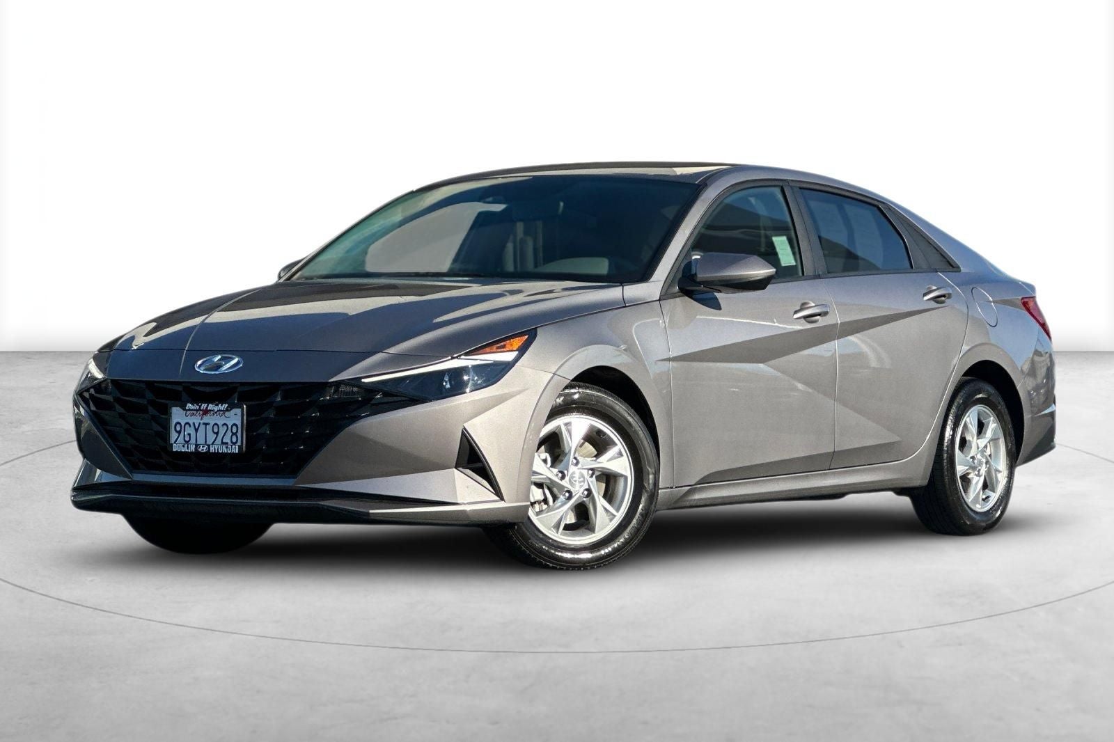 2023 Hyundai ELANTRA SE