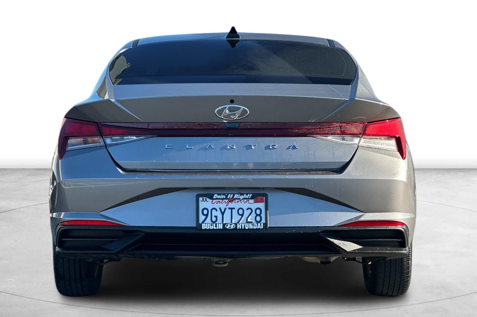 2023 Hyundai ELANTRA SE