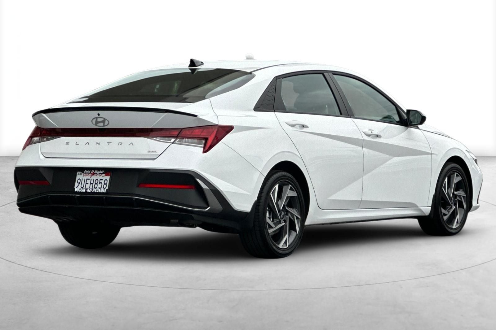 2025 Hyundai ELANTRA HYBRID SEL Sport