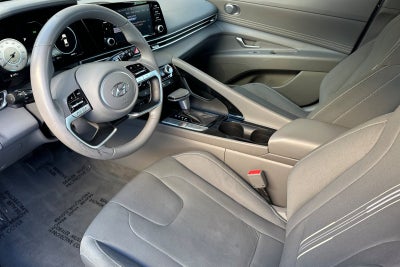 2022 Hyundai ELANTRA SEL
