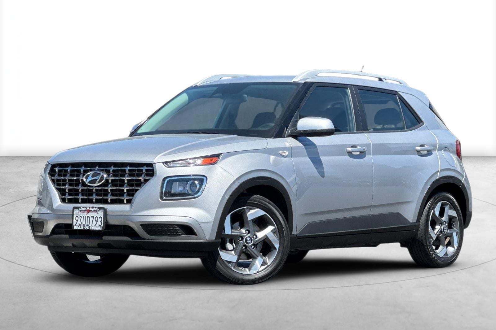 Used 2025 Hyundai Venue SEL with VIN KMHRC8A32SU370511 for sale in Dublin, CA