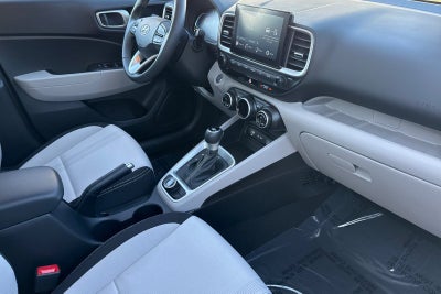 2025 Hyundai VENUE SEL