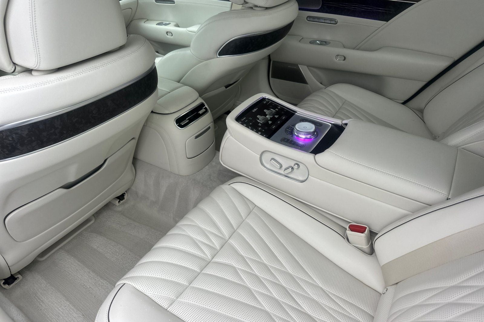 2023 Genesis G90 3.5T e-SC