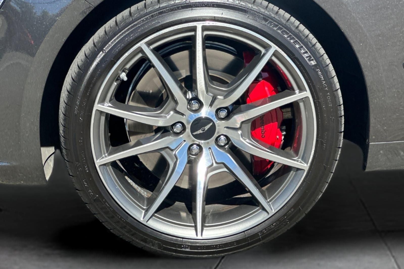 2025 Genesis G70 2.5T