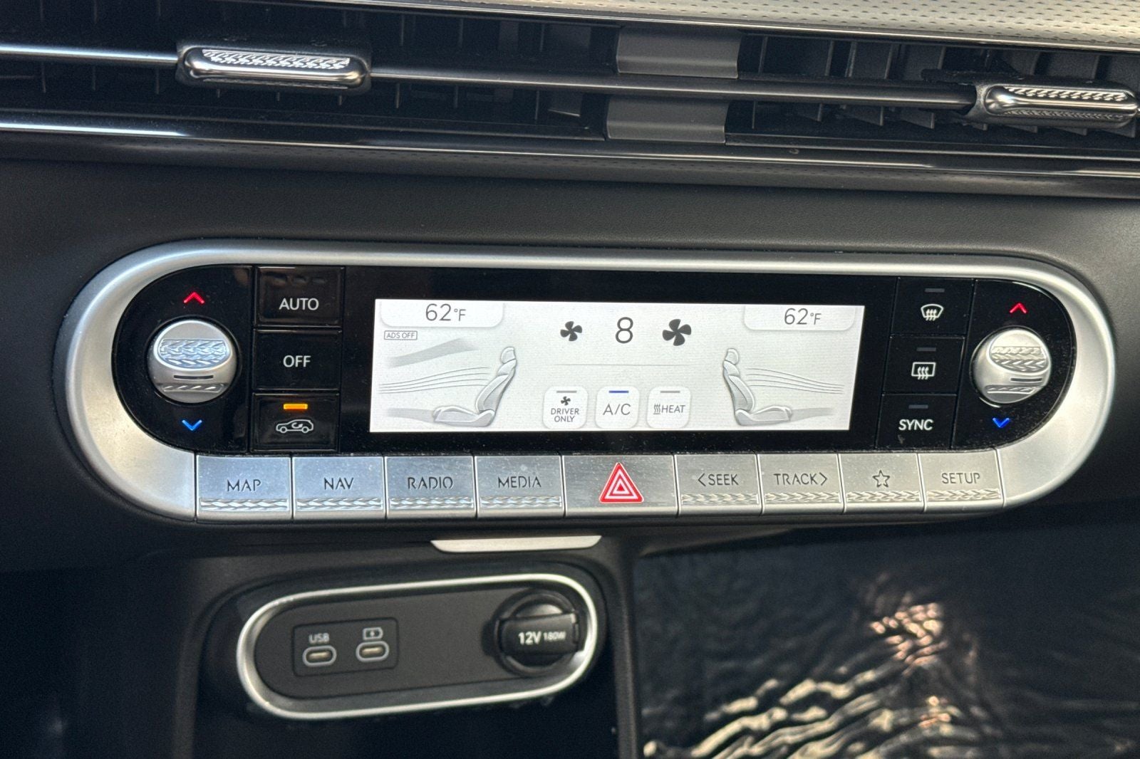 2023 Genesis GV60 Advanced