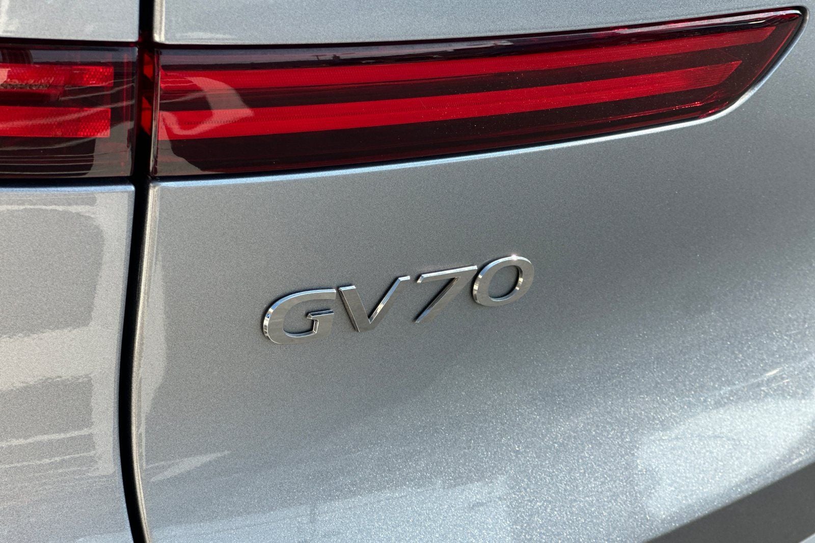 2023 Genesis GV70 2.5T Sport Prestige