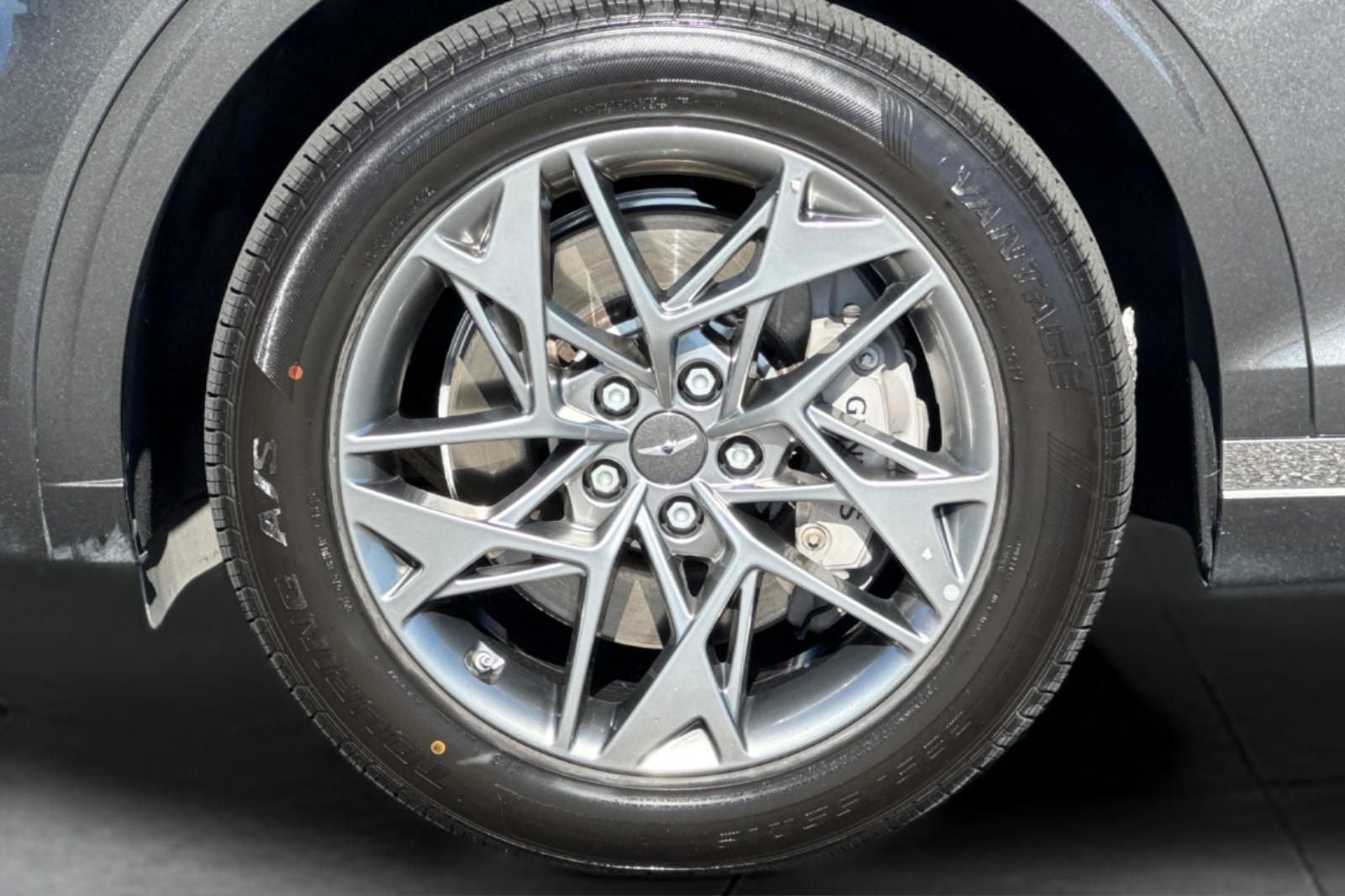 2025 Genesis GV70 2.5T