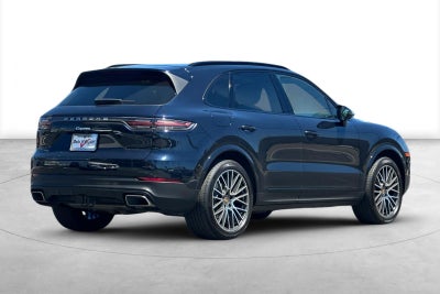 2023 Porsche Cayenne Platinum Edition